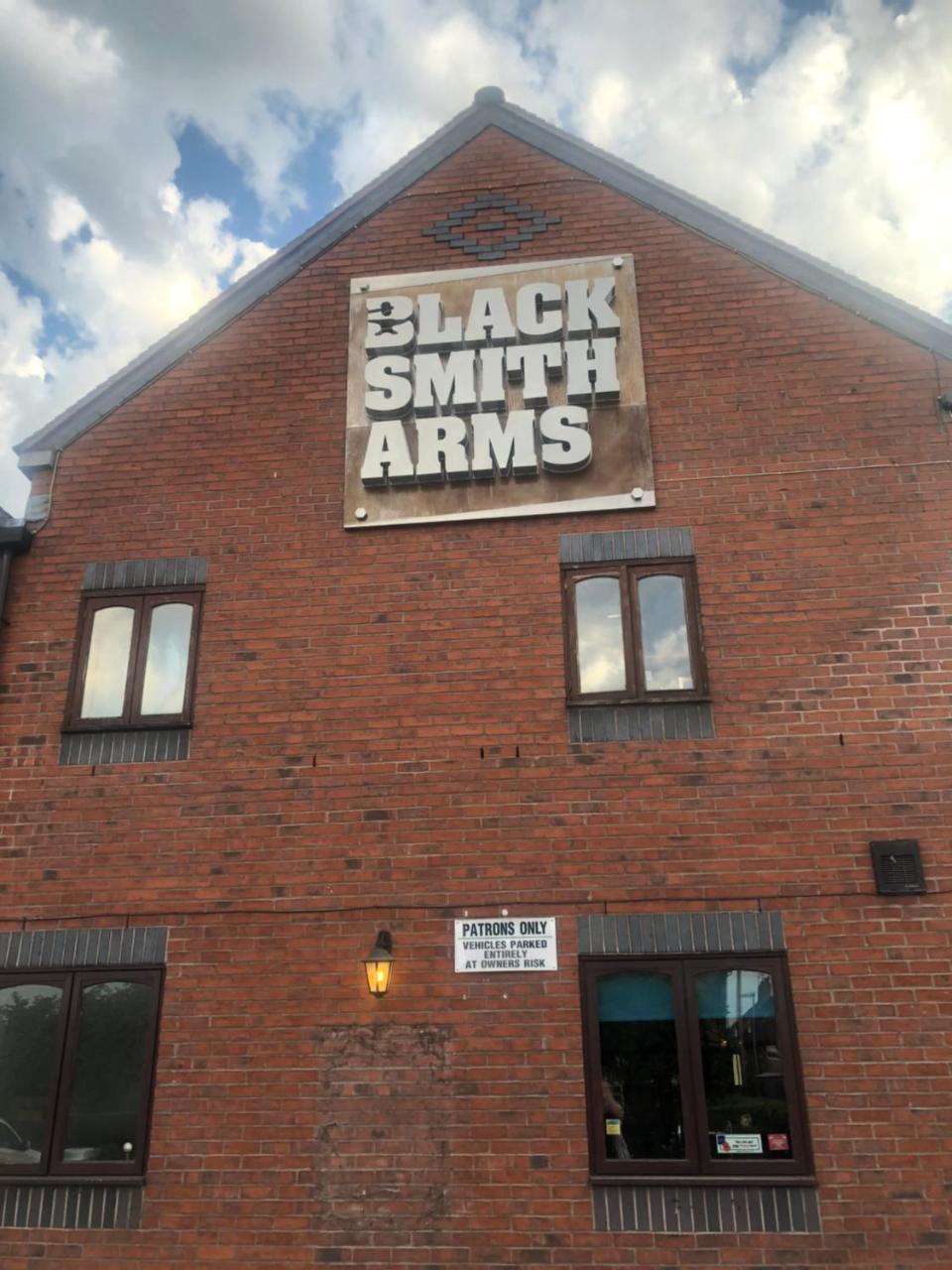 The Blacksmith Arms Bed & Breakfast Alton  Dış mekan fotoğraf